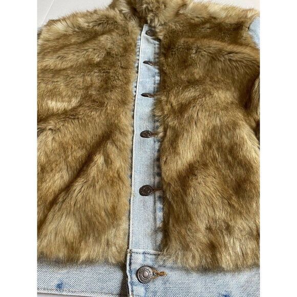 Levi's Premium Oversized Faux Fur Women Trucker S - Picture 3 of 11